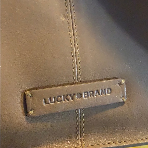 Lucky Brand Crossbody ❤️ - Picture 4 of 6
